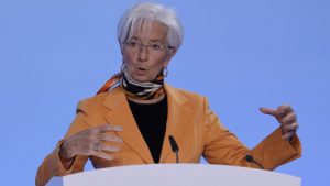 2 корейци и швейцарски гражданин сред 16 мъртви при трамвайна катастрофа в Лисабон