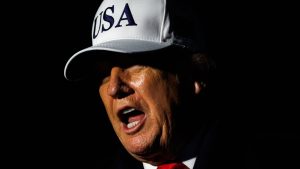 | Какво трябва да знаят жителите на Хонконг за американския план за проверка на историята на социалните медии на посетителите