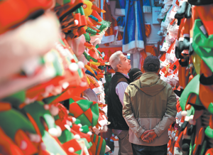 Yiwu определя глобалния бизнес ритъм за коледната търговия