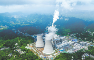 Зеленият преход на Китай, подкрепен от „резервно“ въглища