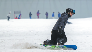 Ски пламът плъзва в моловете на юг