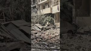 Американските военни предупреждават цивилните да избягват пристанищните съоръжения, използвани от иранския флот